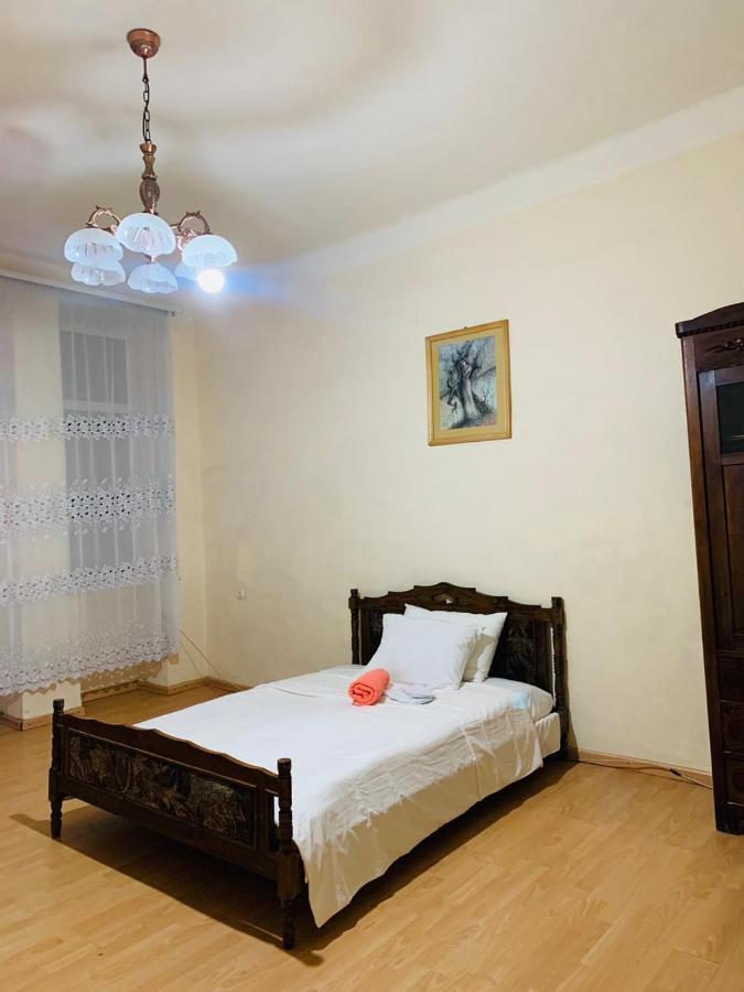 Infinity Hostel & Tour Yerevan Exterior photo