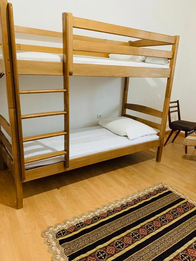 Infinity Hostel & Tour Yerevan Exterior photo