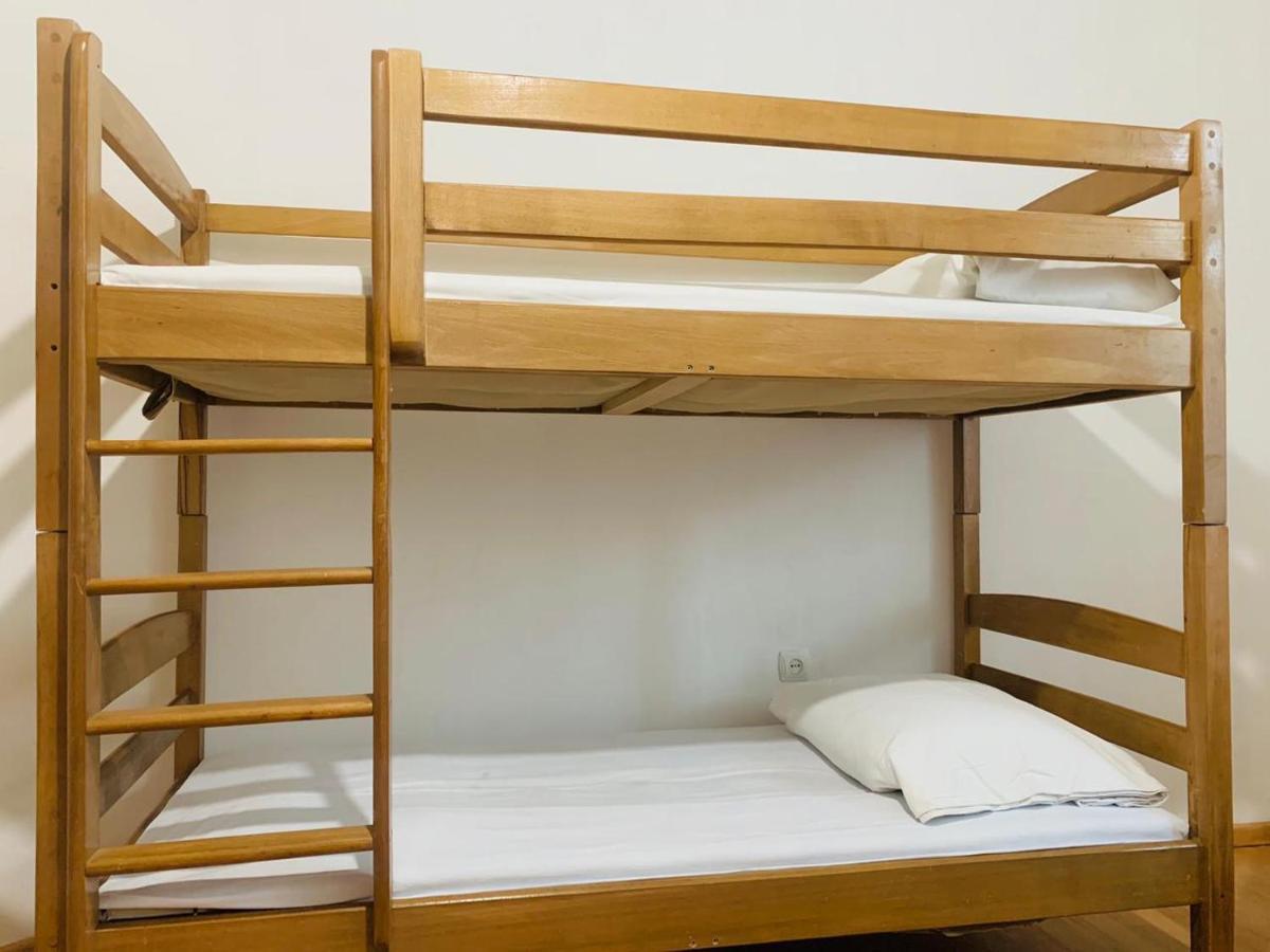 Infinity Hostel & Tour Yerevan Exterior photo